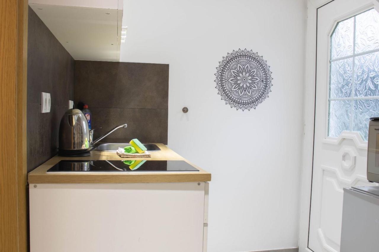 Kleine Gemuetliche Einliegerwohnung Mit Garten Und Pool Nordstemmen Bagian luar foto